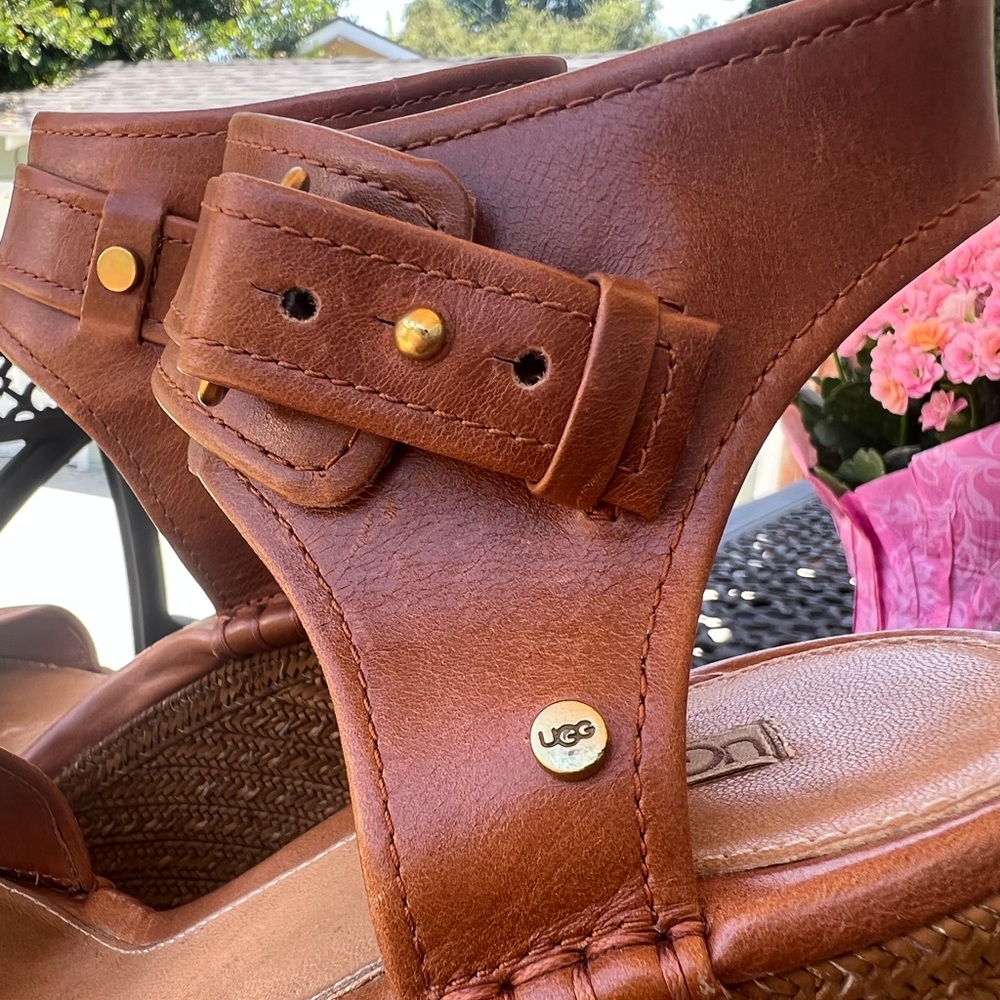 Ugg Wedges ! - image 6